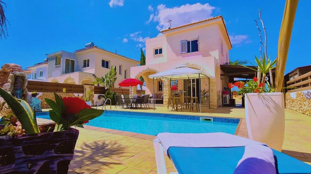 Stay Summer Breeze Villa Ajía Nápa